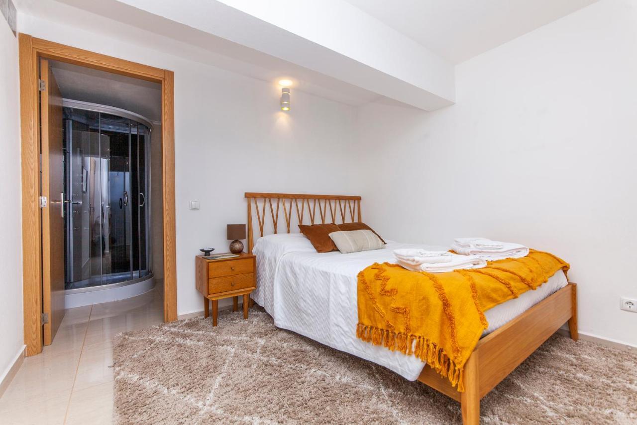 A19 -Tangerine Apartment In Лагос Екстериор снимка